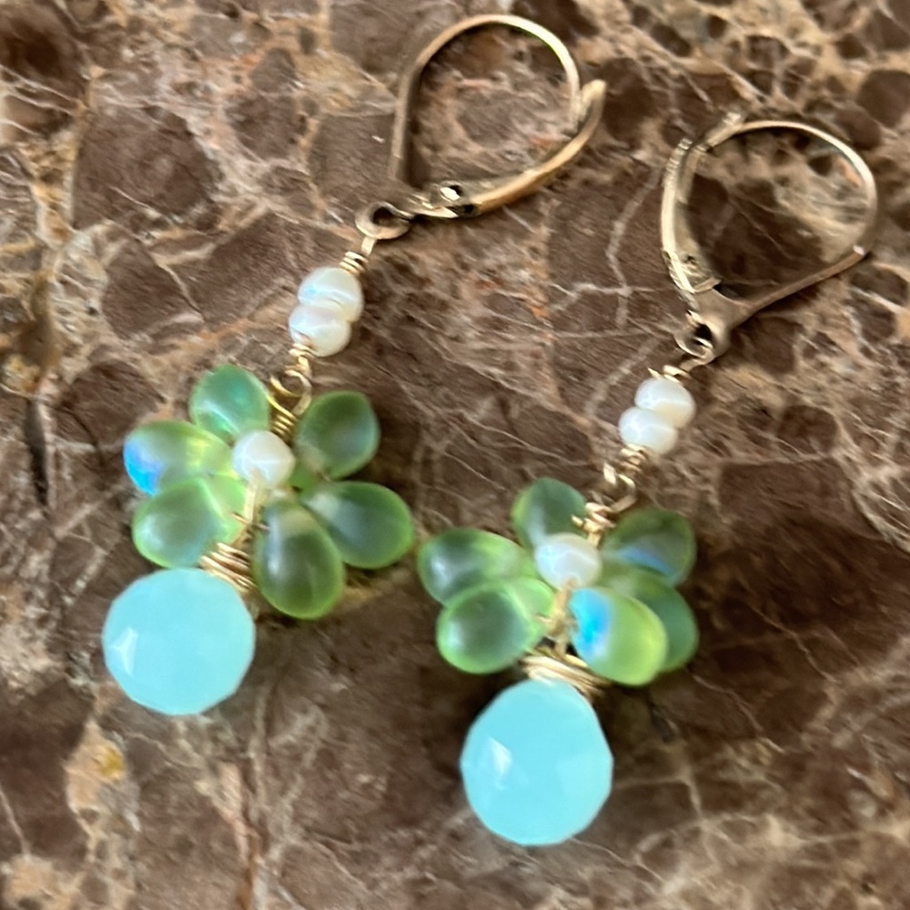 Pierced earrings 14kt gold filled French lever hooks Chalcedony faceted teardrop - Picture 2 of 4